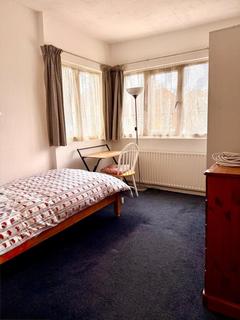 undefined, Milnthorpe Road, London W4