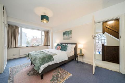 undefined, Brunswick Road, London W5