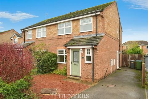 3 bedroom semi-detached house to rent, Whiteoak Avenue, Easingwold, York, YO61 3GB