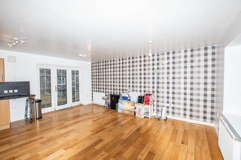 Studio for sale, Williamson Street, Wick, Highland. KW1 5ES