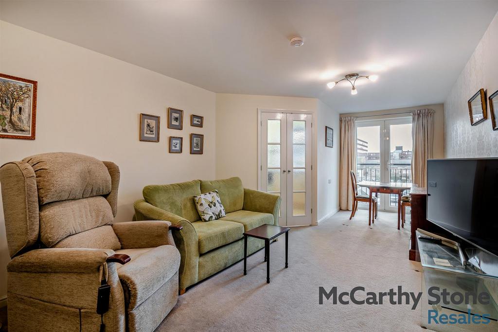 8668950-interior10-800.jpg
