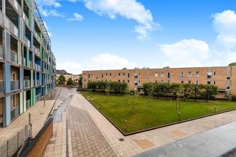 1 bedroom flat to rent, Warren Close, Cambridge, CB2