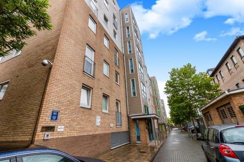 1 bedroom flat to rent, Warren Close, Cambridge, CB2