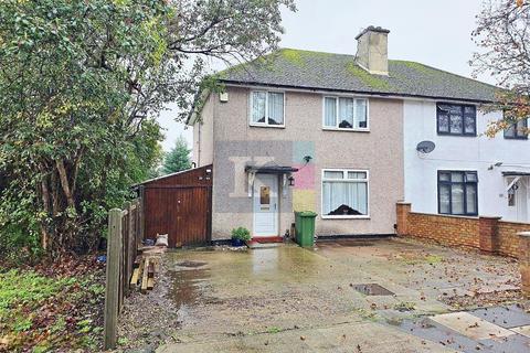 undefined, Carnarvon Drive, Hayes