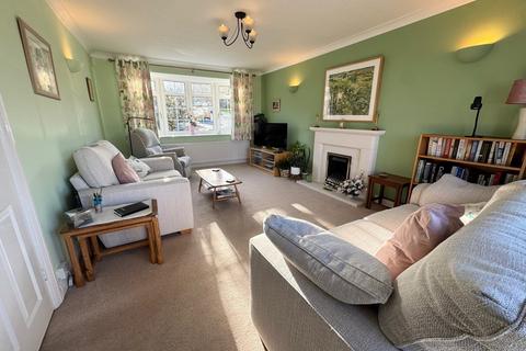 undefined, Glen View Close, Nab Wood, Shipley, BD18