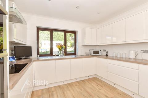 undefined, Cooper Road, Newport PO30