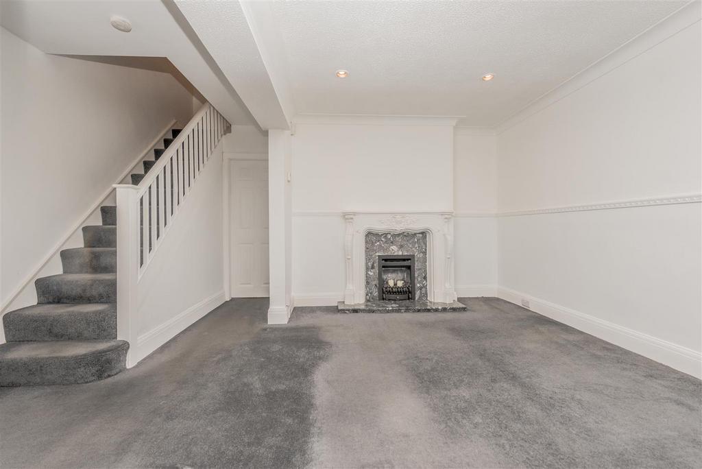 Living Room: