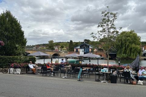 Office to rent, Units 1-2 Thameside Henley On Thames RG9 1AN