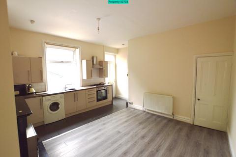 1 bedroom terraced house to rent, Zoar Street, Morley, Leeds, LS27 8JB