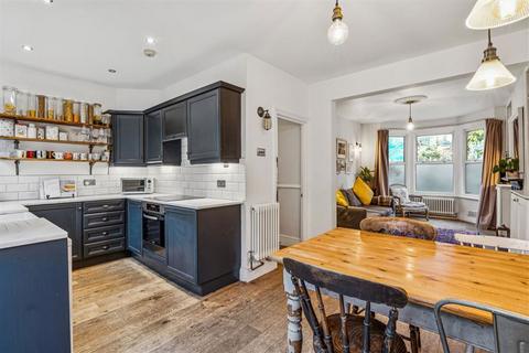 4 bedroom terraced house for sale, Springbank Road, London SE13