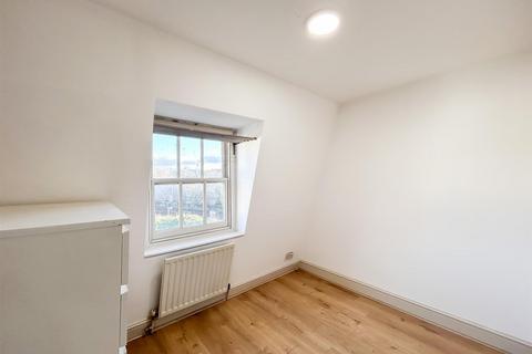 1 bedroom flat to rent, 112 Camden Road, London NW1