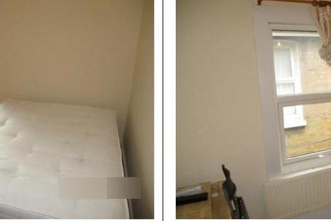 4 bedroom semi-detached house to rent, 58 Hughenden Road, High Wycombe, HP13