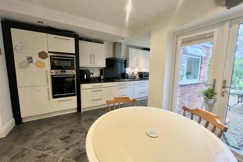 undefined, Alcester Road, Sale