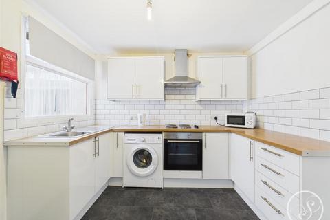 undefined, Farndale Gardens, Leeds