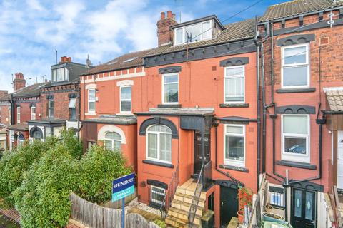2 bedroom terraced house for sale, Highfield Avenue, Wortley, LS12