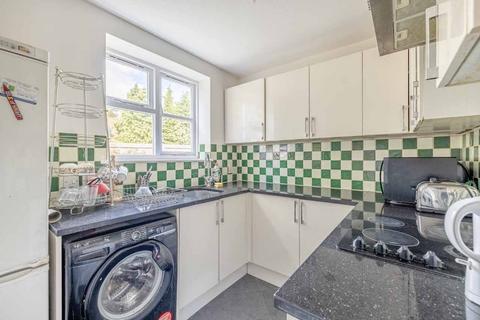 undefined, Knowles Close, West Drayton UB7