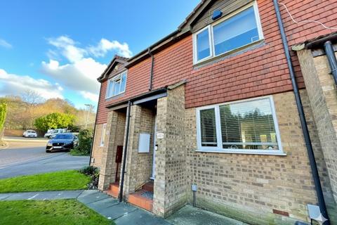 undefined, Benington Close, Luton, Bedfordshire, LU2 7YJ