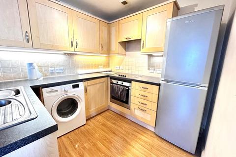 2 bedroom apartment to rent, Waters Edge, Port Marine, Portishead, North Somerset, BS20