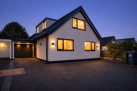 4 bedroom detached house for sale, Claremont Drive, Aughton, L39 4SP