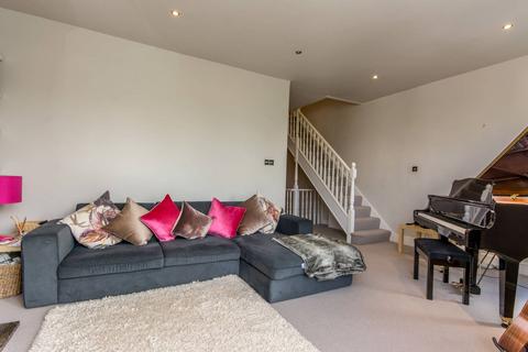 undefined, Pavilion Terrace, North Kensington, London, W12