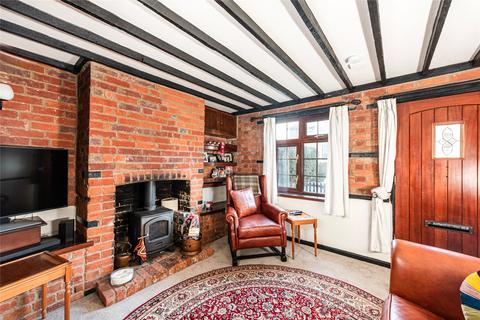 3 bedroom end of terrace house for sale, Plomer Green Lane, Downley, High Wycombe, Buckinghamshire, HP13