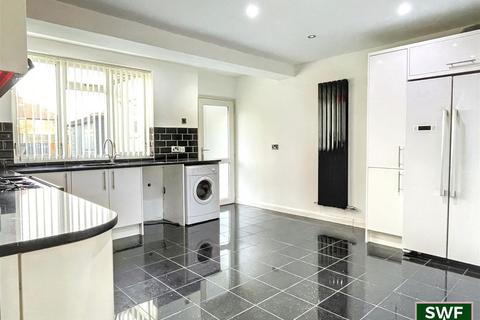 3 bedroom semi-detached house for sale, Copes Crescent, Wolverhampton