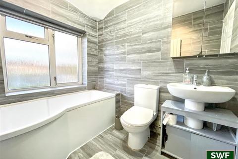 3 bedroom semi-detached house for sale, Copes Crescent, Wolverhampton