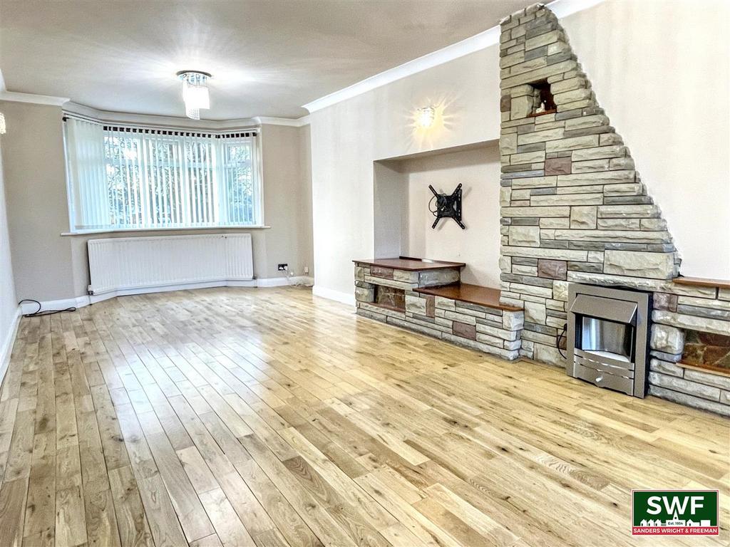Living room5.jpg