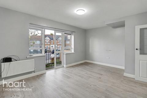 Woodville Road, Thornton Heath