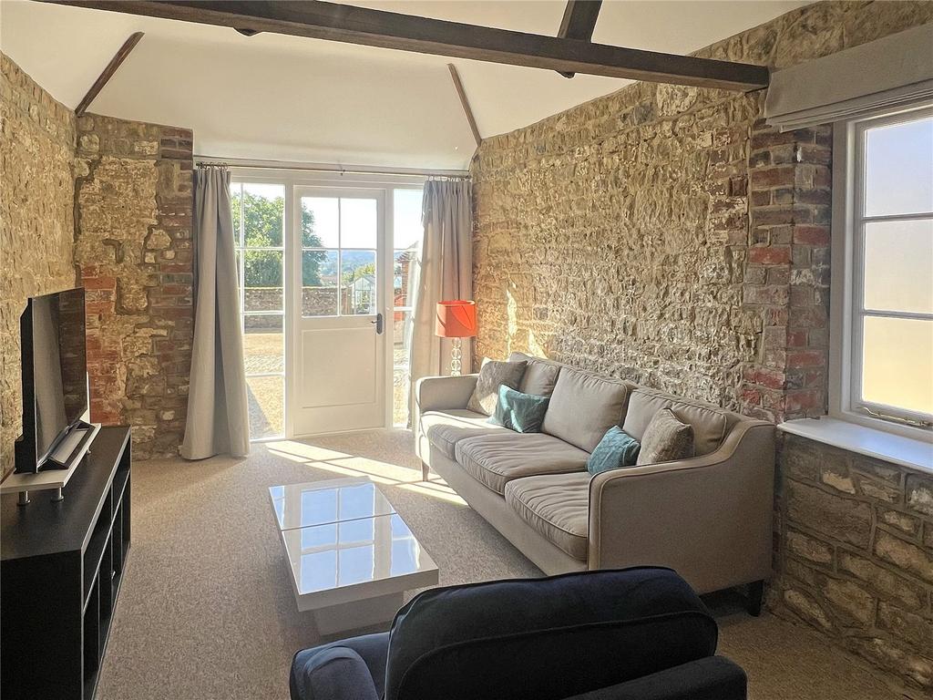 Sitting Room/Tv Area