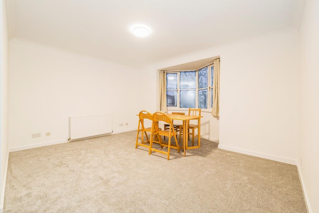 Living dining