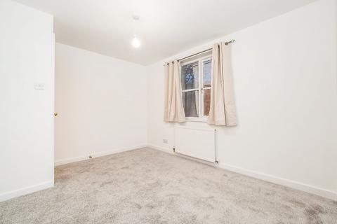 2 bedroom flat to rent, Celestial Gardens, London, SE13