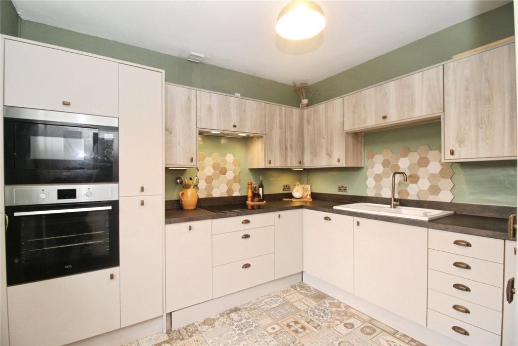 Fitted Kitchen