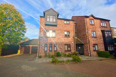 Glenshee Close, Northwood HA6