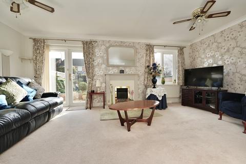 3 bedroom semi-detached house for sale, Deerpark Road, Sawtry, Huntingdon, PE28