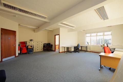 Office to rent, Cavendish St Ulverston LA12 7AD