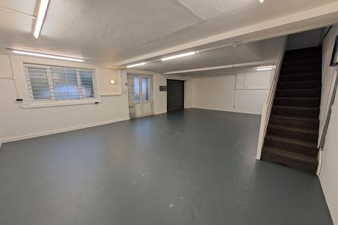 Industrial development to rent, 2 Brownfields Court Welwyn Garden City AL7 1AJ