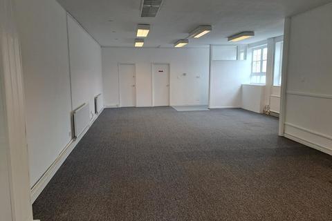 Office to rent, 8A Church Rd Welwyn Garden City AL8 6PS
