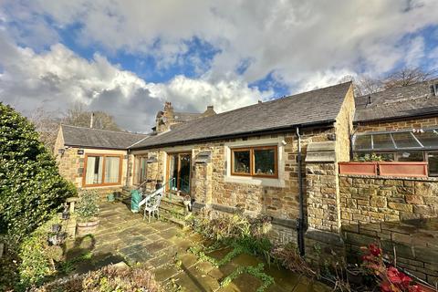 3 bedroom semi-detached bungalow for sale, St. Johns Close, Hebden Bridge, HX7 8DP.
