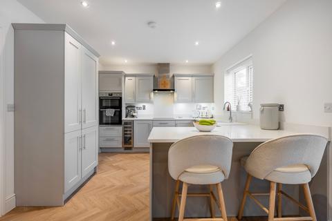 5 bedroom detached house for sale, Tudor Road, Rackheath