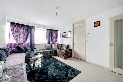 2 bedroom flat for sale, Copley Close, London, W7