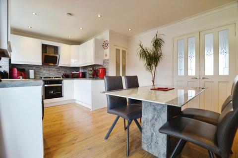 3 bedroom end of terrace house for sale, Eastcote Park, Whitchurch, Bristol