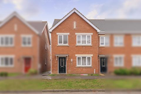 3 bedroom end of terrace house for sale, Churchill Avenue, Skegness PE25