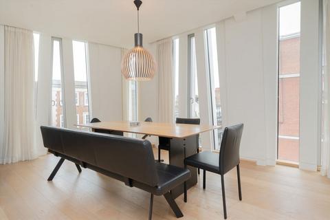 3 bedroom flat for sale, Kensington Church Street, London W8