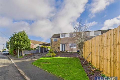 3 bedroom semi-detached house for sale, Lon Y Wennol, Llanfairpwll