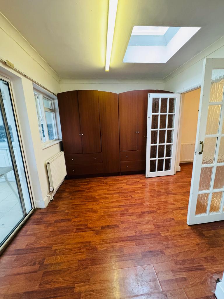 House in Harrow - View 4