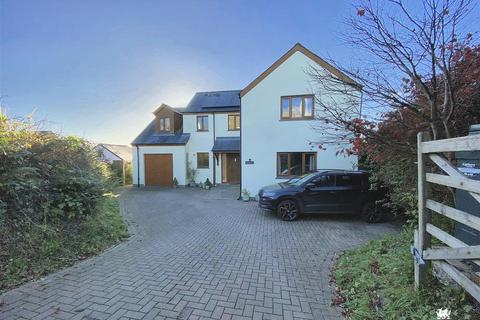 4 bedroom detached house for sale, Martletwy, Narberth