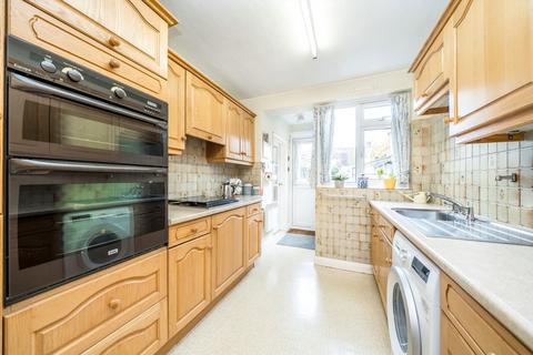 undefined, Hall Farm Drive, Twickenham TW2