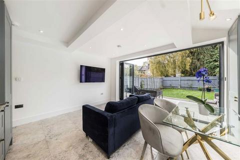 undefined, Lenham Road, London SE12