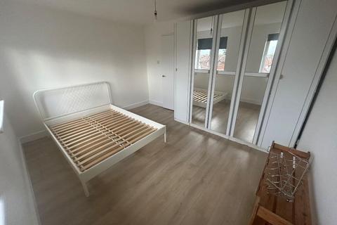 undefined, Linnet Close, Edmonton